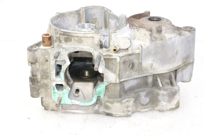 photo de CARTER INFERIOR DO MOTOR APRILIA ETX 125 (1998 - 2002) - Ampliação técnica