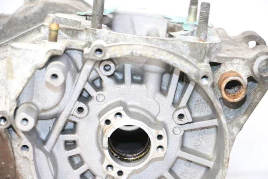 photo de CARTER INFERIOR DO MOTOR APRILIA ETX 125 (1998 - 2002) - Peça verificada