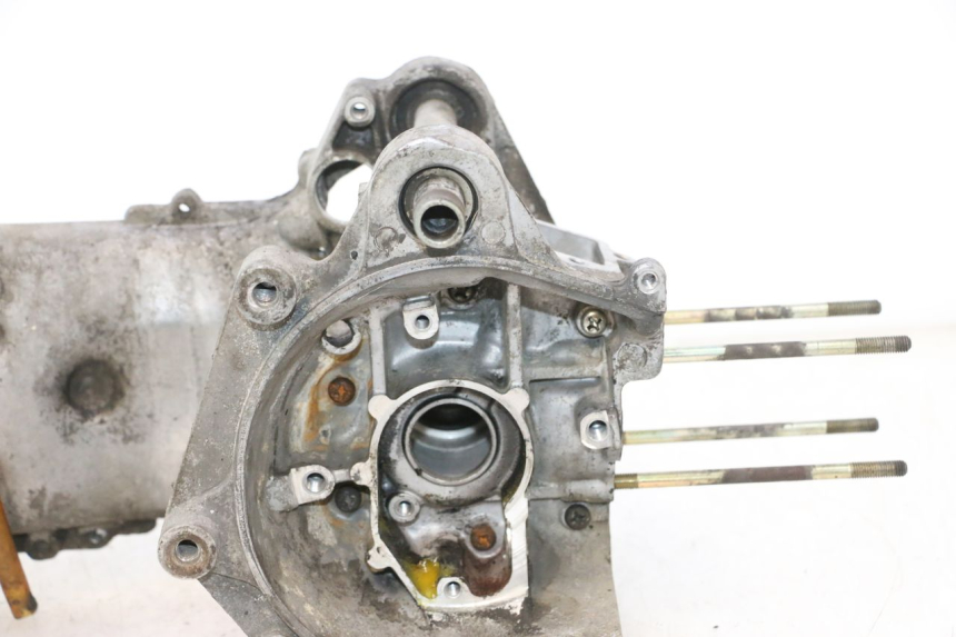 photo de CARCAÇA INFERIOR DO MOTOR MBK EVOLIS 80 (1993 - 1999) - Vista do produto