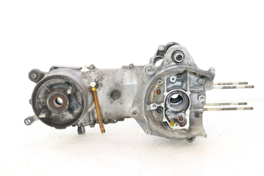 photo de CARCAÇA INFERIOR DO MOTOR MBK EVOLIS 80 (1993 - 1999) - Vista de perto