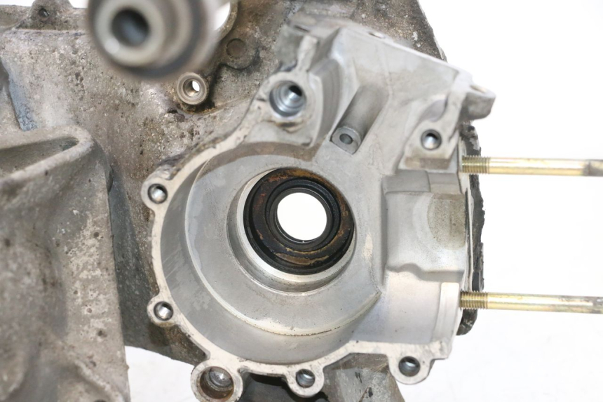 photo de CARCAÇA INFERIOR DO MOTOR MBK EVOLIS 80 (1993 - 1999) - Inspeção visual