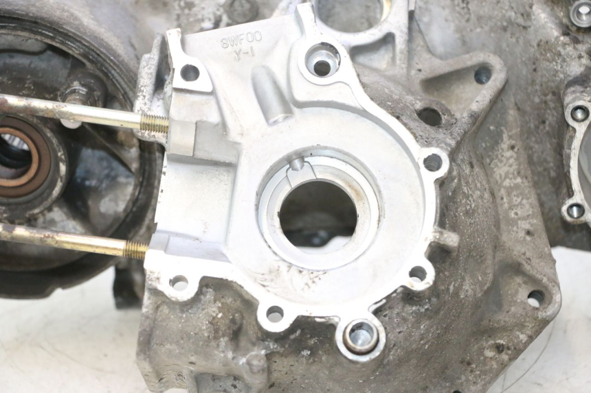 photo de CARCAÇA INFERIOR DO MOTOR MBK EVOLIS 80 (1993 - 1999) - Ângulo alternativo
