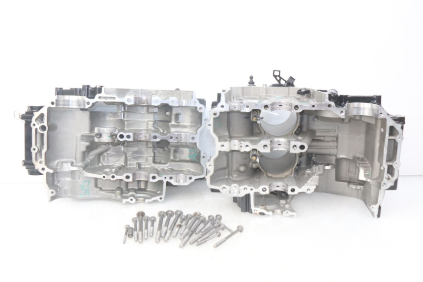 photo de CARTER INFERIOR DO MOTOR BMW F GS K81 850 (2018 - 2023) - Zoom de qualidade