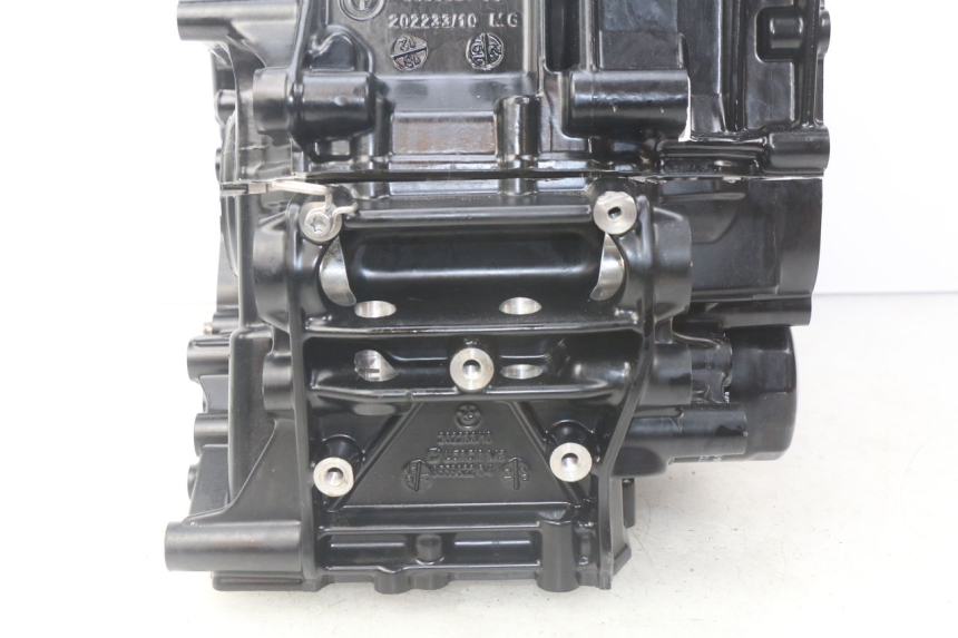 photo de CARTER INFERIOR DO MOTOR BMW F GS K81 850 (2018 - 2023) - Marcações e referências