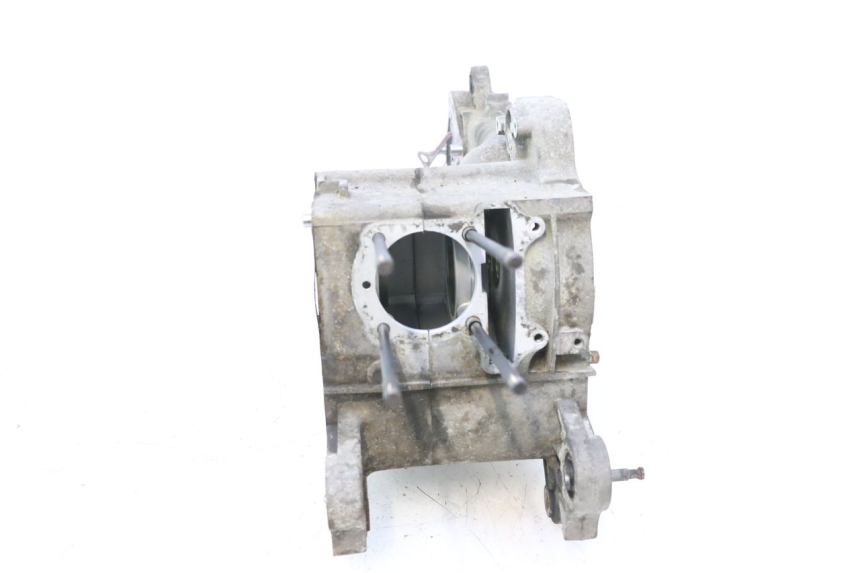 photo de CARCAÇA INFERIOR DO MOTOR JM MOTORS F45i 4T 50 (2020 - 2023) - Detalhes característicos