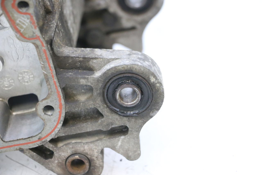 photo de CARCAÇA INFERIOR DO MOTOR JM MOTORS F45i 4T 50 (2020 - 2023) - Outro ângulo de visão
