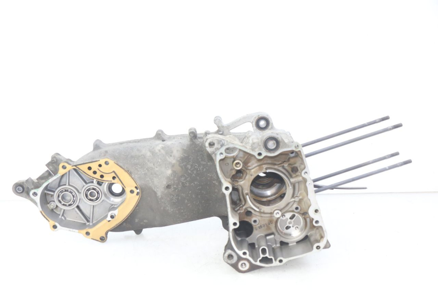 photo de CARTER INFERIOR DO MOTOR HONDA FES S-WING SWING ABS 125 (2007 - 2015) - Ampliação técnica