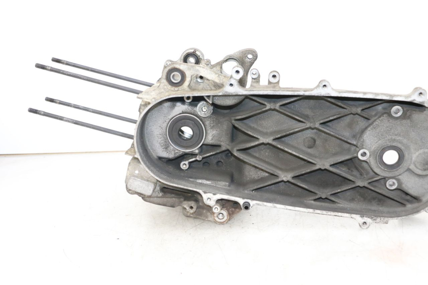 photo de CARTER INFERIOR DO MOTOR HONDA FES S-WING SWING ABS 125 (2007 - 2015) - Pontos de fixação
