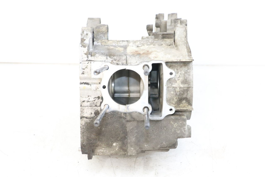 photo de CARTER INFERIOR DO MOTOR HONDA FES S-WING SWING ABS 125 (2007 - 2015) - Marcações e referências