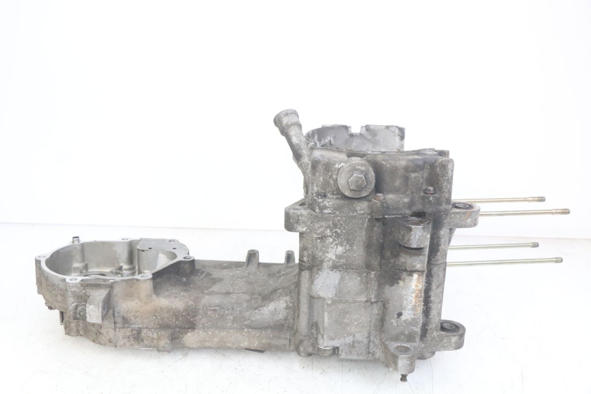 photo de CARTER INFERIOR DO MOTOR SYM FIDDLE 3 III 125 (2014 - 2020) - Outro ângulo de visão