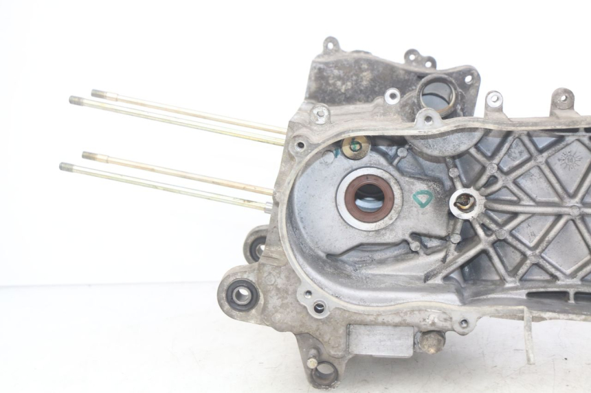photo de CARTER INFERIOR DO MOTOR SYM FIDDLE 3 III 125 (2014 - 2020) - Estado da superfície