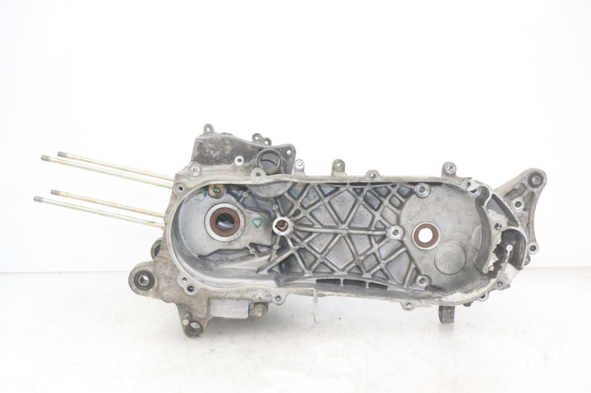photo de CARTER INFERIOR DO MOTOR SYM FIDDLE 3 III 125 (2014 - 2020) - Peça verificada