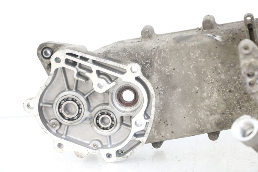photo de CARTER INFERIOR DO MOTOR SYM FIDDLE 3 III 50 (2014 - 2020) - Marcações e referências