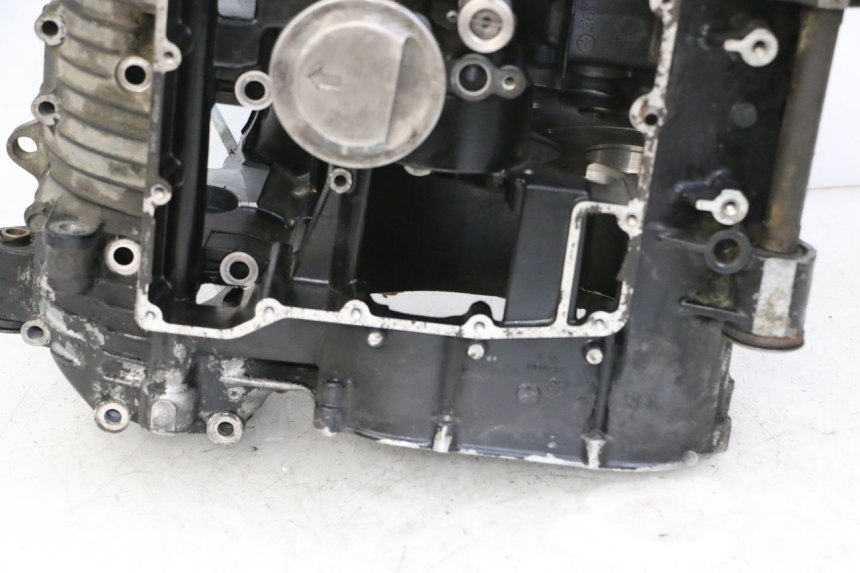 photo de CARTER INFERIOR DO MOTOR YAMAHA FJ 36Y 1100 (1984 - 1985) - Ângulo alternativo