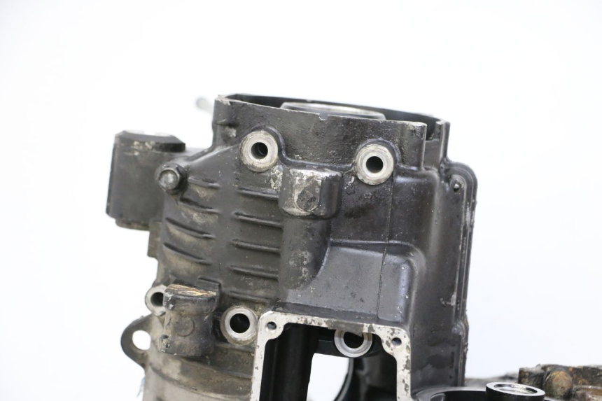 photo de CARTER INFERIOR DO MOTOR YAMAHA FJ 36Y 1100 (1984 - 1985) - Vista de perfil