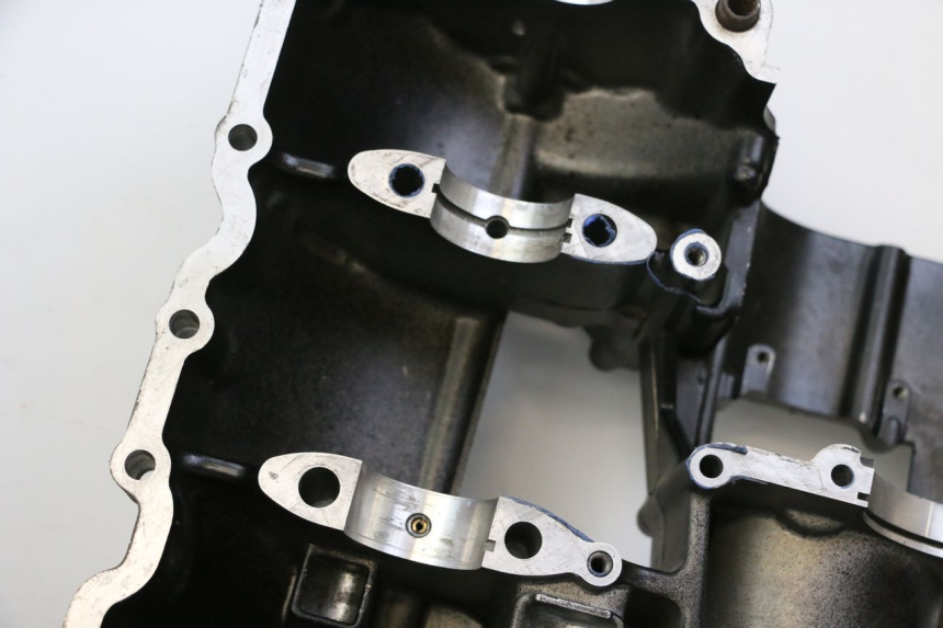 photo de CARTER INFERIOR DO MOTOR YAMAHA FJ 36Y 1100 (1984 - 1985) - Ampliação técnica