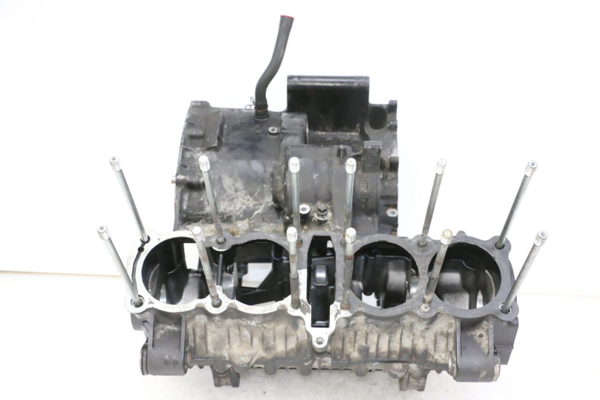 photo de CARTER INFERIOR DO MOTOR YAMAHA FJ 36Y 1100 (1984 - 1985) - Pontos de fixação