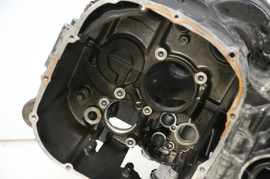 photo de CARTER INFERIOR DO MOTOR YAMAHA FJ 36Y 1100 (1984 - 1985) - Peça verificada