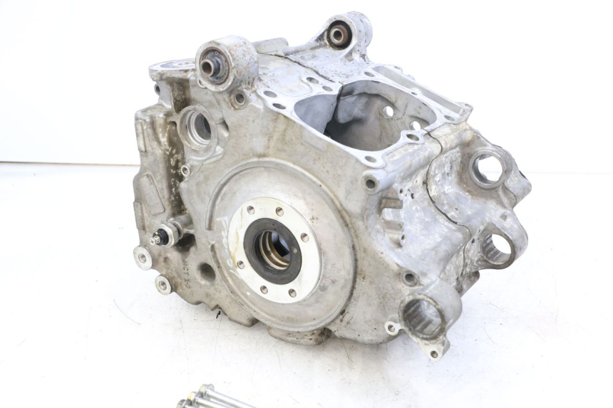 photo de CARTER INFERIOR DO MOTOR HONDA FJS SILVER WING SILVERWING 400 (2005 - 2008) - Ampliação técnica