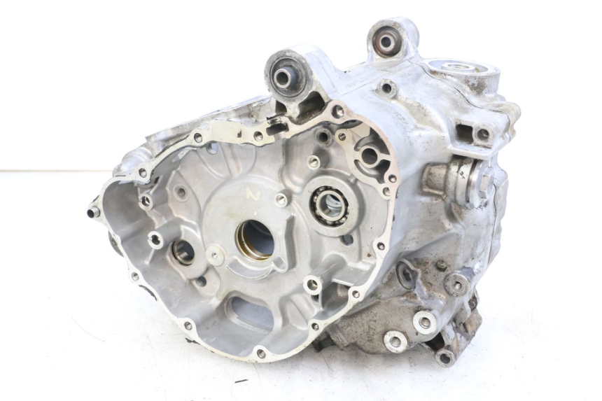 photo de CARTER INFERIOR DO MOTOR HONDA FJS SILVER WING SILVERWING 400 (2005 - 2008) - Pontos de fixação