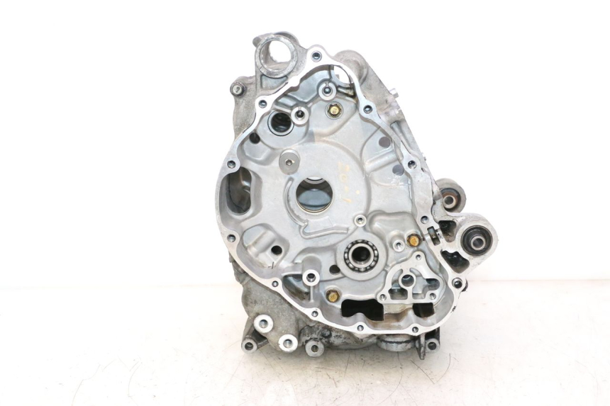 photo de CARTER INFERIOR DO MOTOR HONDA FJS SILVER WING SILVERWING 400 (2005 - 2008) - Estado da superfície