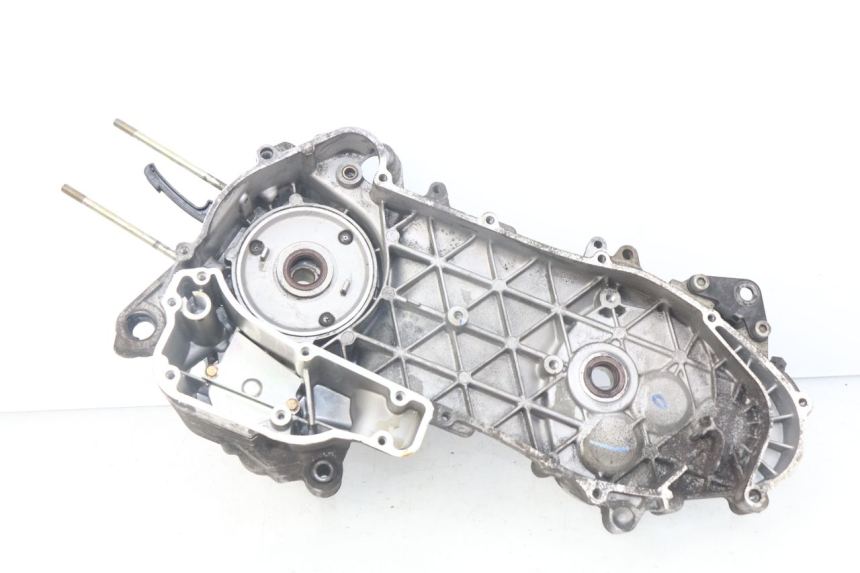 photo de CARTER INFERIOR DO MOTOR PIAGGIO FLY 125 (2005 - 2012) - Vista principal