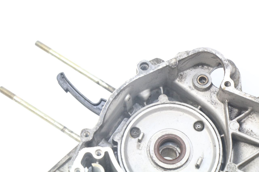 photo de CARTER INFERIOR DO MOTOR PIAGGIO FLY 125 (2005 - 2012) - Imagem adicional