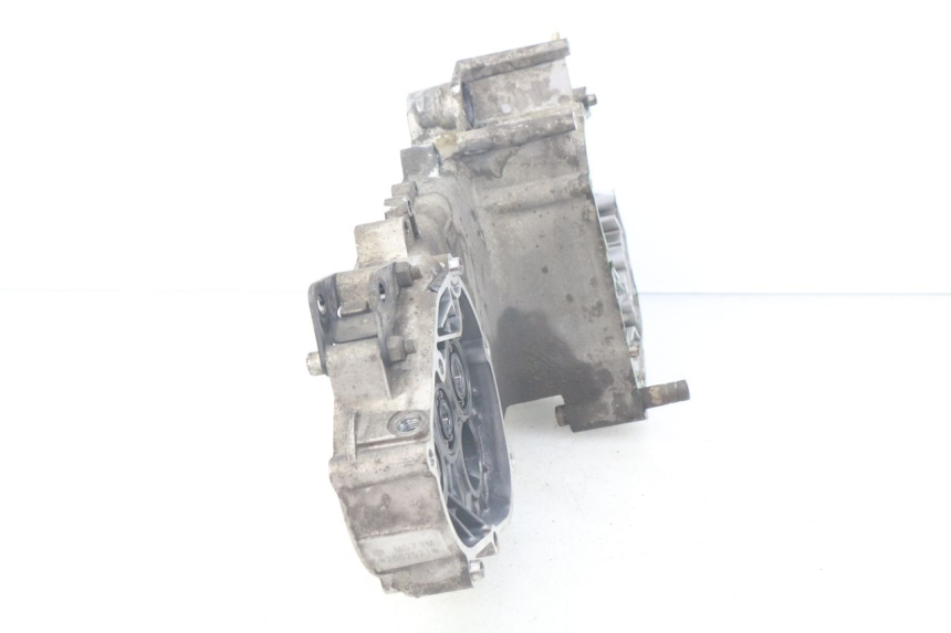 photo de CARTER INFERIOR DO MOTOR PIAGGIO FLY 125 (2005 - 2012) - Pontos de fixação