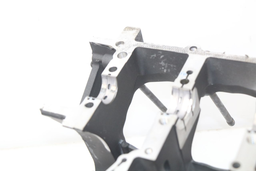 photo de CARCAÇA INFERIOR DO MOTOR YAMAHA FZ8 800 (2010 - 2016) - Ampliação dos componentes