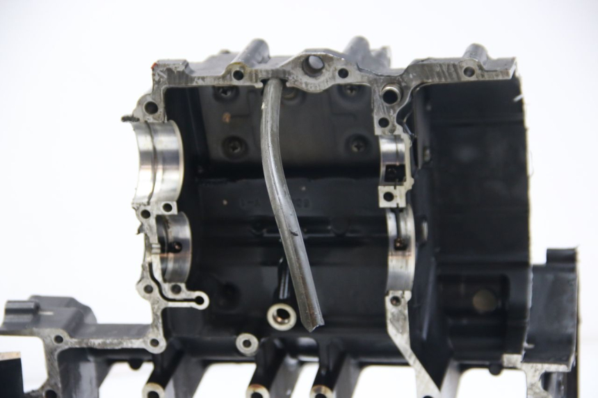 photo de CARTER INFERIOR DO MOTOR YAMAHA FZS FAZER 600 (2001 - 2003) - Zoom do estado de desgaste