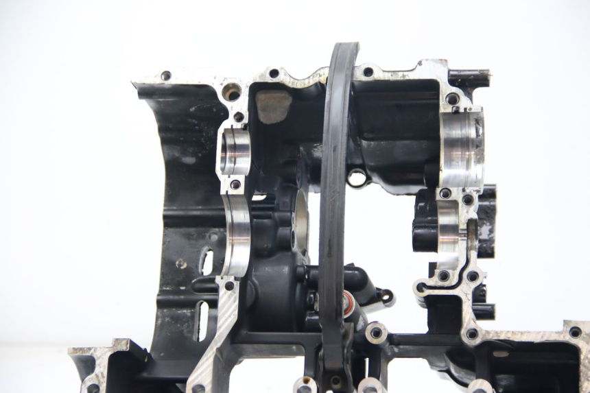 photo de CARTER INFERIOR DO MOTOR YAMAHA FZS FAZER 600 (2001 - 2003) - Ampliação técnica