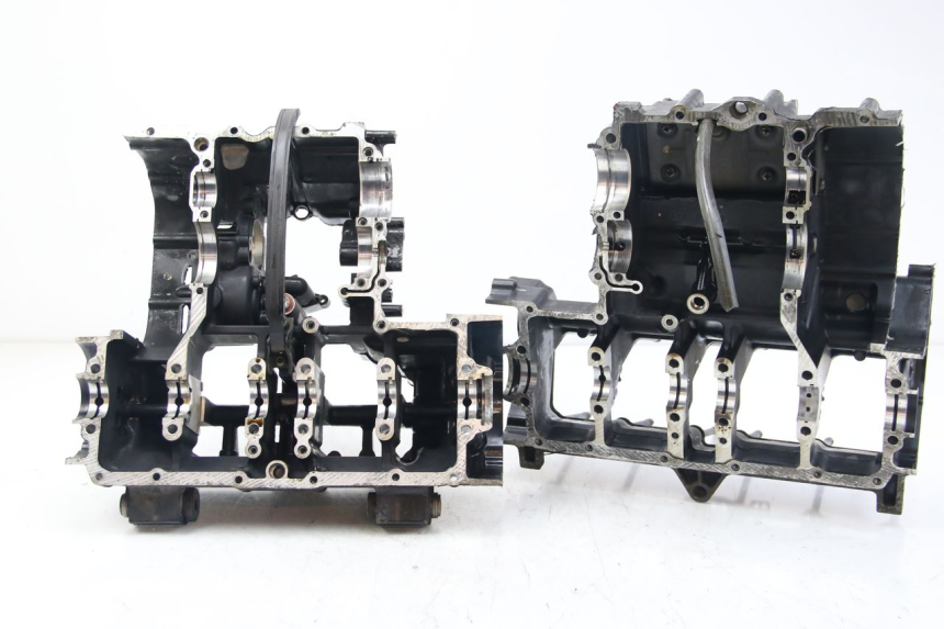 photo de CARTER INFERIOR DO MOTOR YAMAHA FZS FAZER 600 (2001 - 2003) - Pontos de fixação