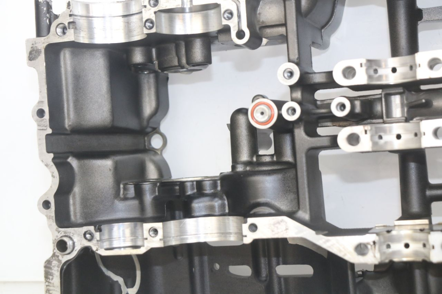 photo de CARTER INFERIOR DO MOTOR YAMAHA FZS FAZER 600 (1998 - 2001) - Inspeção visual