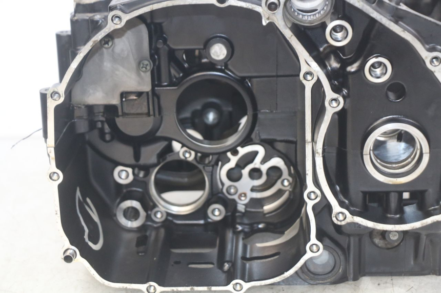 photo de CARTER INFERIOR DO MOTOR YAMAHA FZS FAZER 600 (1998 - 2001) - Vista geral