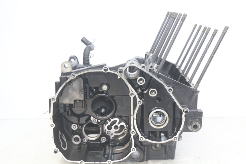 photo de CARTER INFERIOR DO MOTOR YAMAHA FZS FAZER 600 (1998 - 2001) - Pontos de fixação