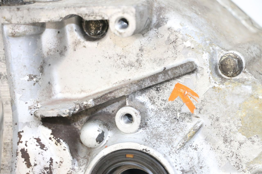 photo de CARTER INFERIOR DO MOTOR HYOSUNG GF 125 (2001 - 2005) - Ampliação dos componentes