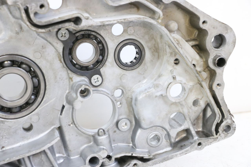 photo de CARTER INFERIOR DO MOTOR HYOSUNG GF 125 (2001 - 2005) - Imagem adicional