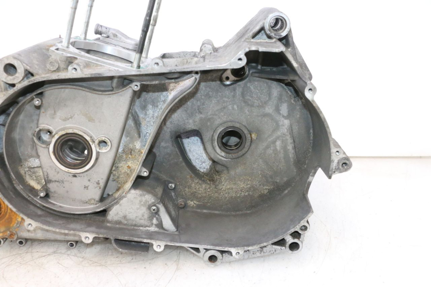 photo de CARTER INFERIOR DO MOTOR GILERA GP 800 (2007 - 2013) - Estado da superfície