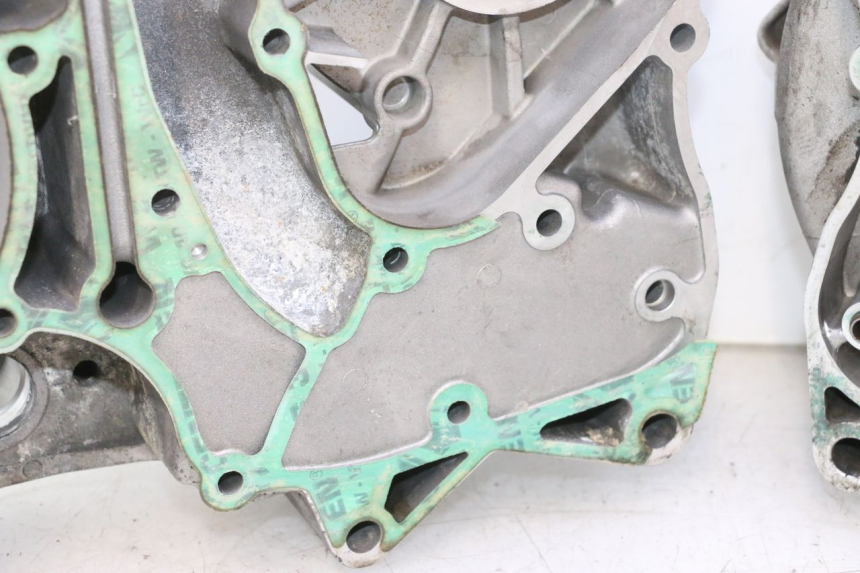 photo de CARTER INFERIOR DO MOTOR GILERA GP 800 (2007 - 2013) - Vista geral