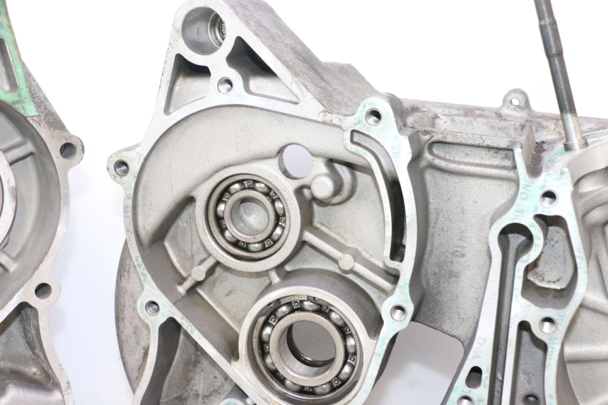 photo de CARTER INFERIOR DO MOTOR GILERA GP 800 (2007 - 2013) - Estado da superfície