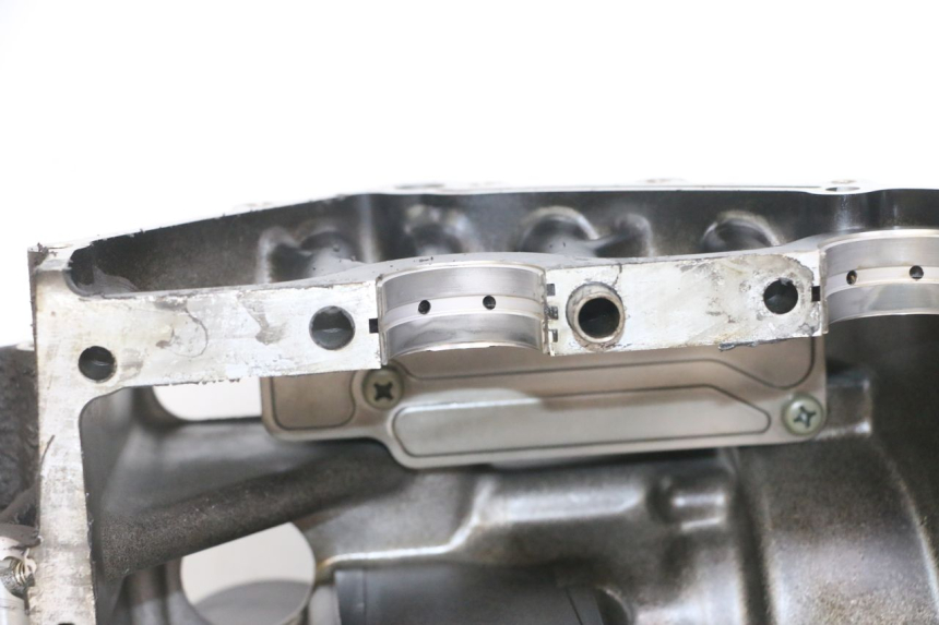 photo de CARTER INFERIOR DO MOTOR SUZUKI GS GSE 500 (2001 - 2003) - Estrutura - ampliação
