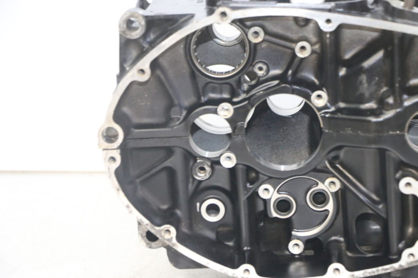 photo de CARTER INFERIOR DO MOTOR SUZUKI GS GSE 500 (2001 - 2003) - Peça verificada