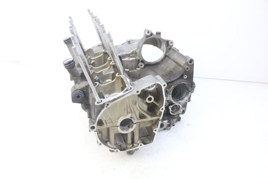 photo de CARTER INFERIOR DO MOTOR SUZUKI GSF S BANDIT 600 (2000 - 2004) - Vista principal