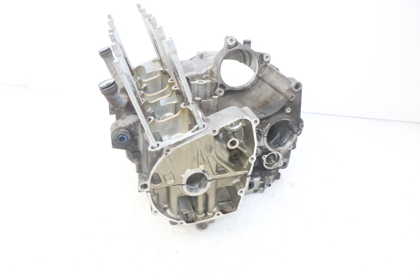 photo de CARTER INFERIOR DO MOTOR SUZUKI GSF S BANDIT 600 (2000 - 2004) - Inspeção visual