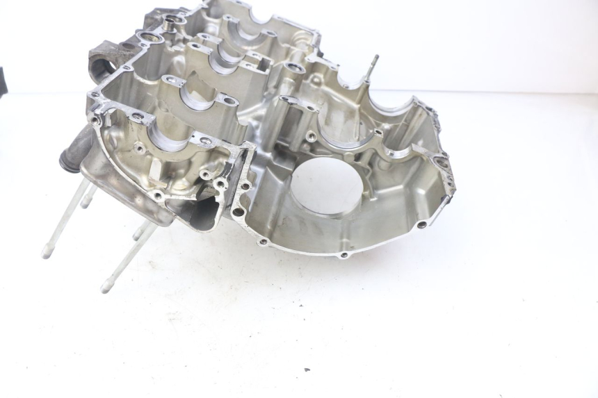 photo de CARTER INFERIOR DO MOTOR SUZUKI GSF S BANDIT 600 (2000 - 2004) - Ampliação técnica