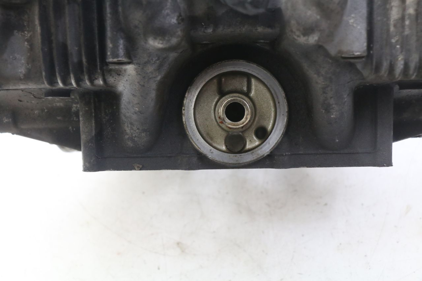 photo de CARTER INFERIOR DO MOTOR SUZUKI GSF S BANDIT 600 (2000 - 2004) - Estado da superfície