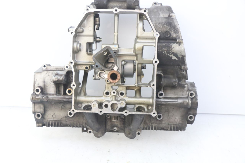 photo de CARTER INFERIOR DO MOTOR SUZUKI GSF S BANDIT 600 (2000 - 2004) - Peça verificada