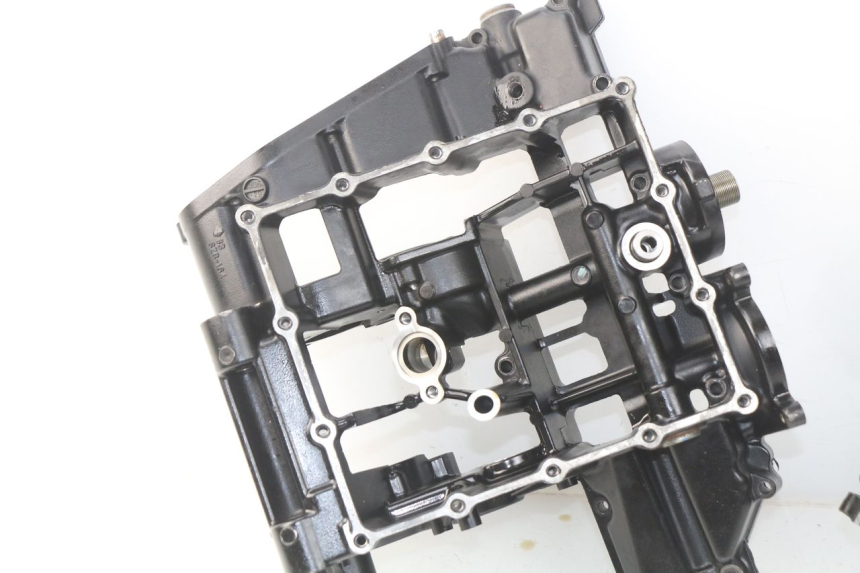 photo de CARCAÇA INFERIOR DO MOTOR SUZUKI GSR 600 (2005 - 2012) - Imagem adicional