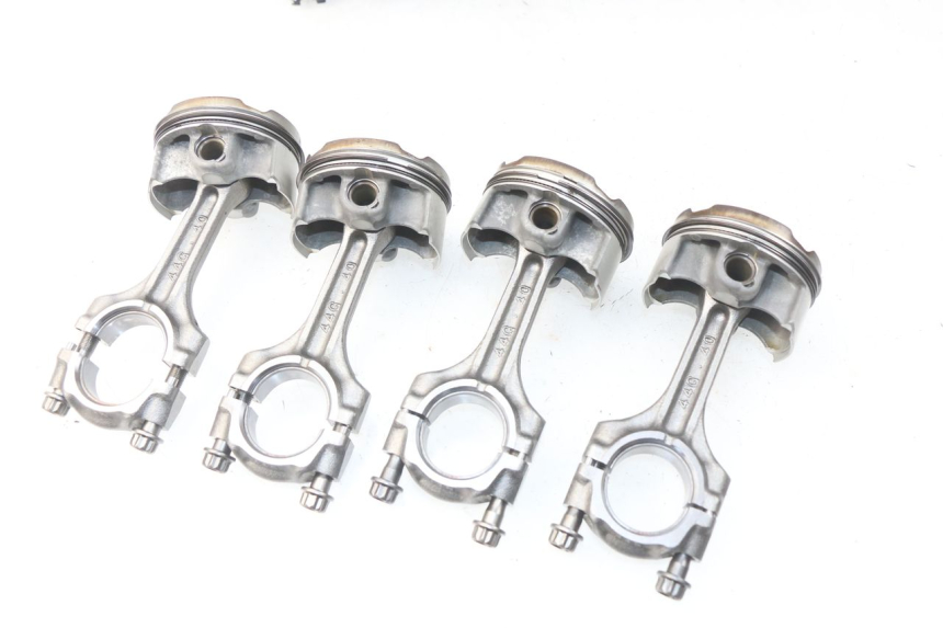 photo de CARCAÇA INFERIOR DO MOTOR SUZUKI GSR 600 (2005 - 2012) - Pontos de fixação