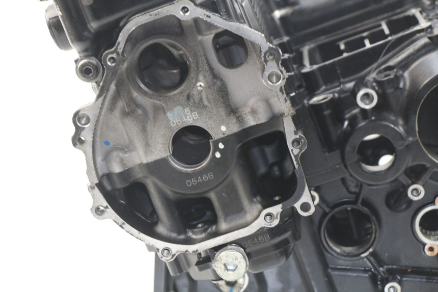 photo de CARCAÇA INFERIOR DO MOTOR SUZUKI GSR 600 (2005 - 2012) - Vista geral